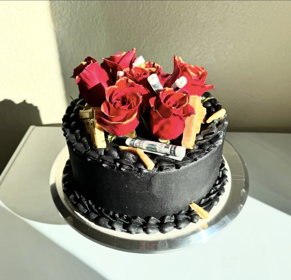 Black rose cake